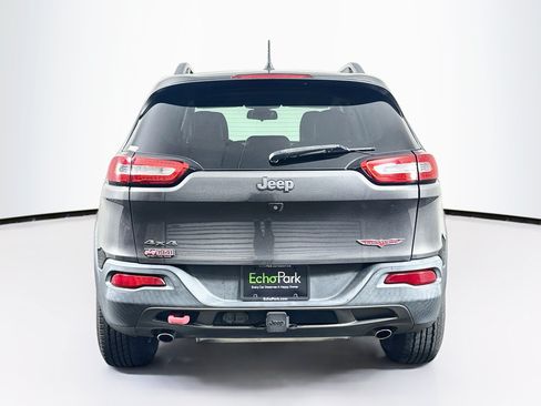 Used 2016 Jeep Cherokee Trailhawk w/ Cold Weather Group AWD/4WD image 7