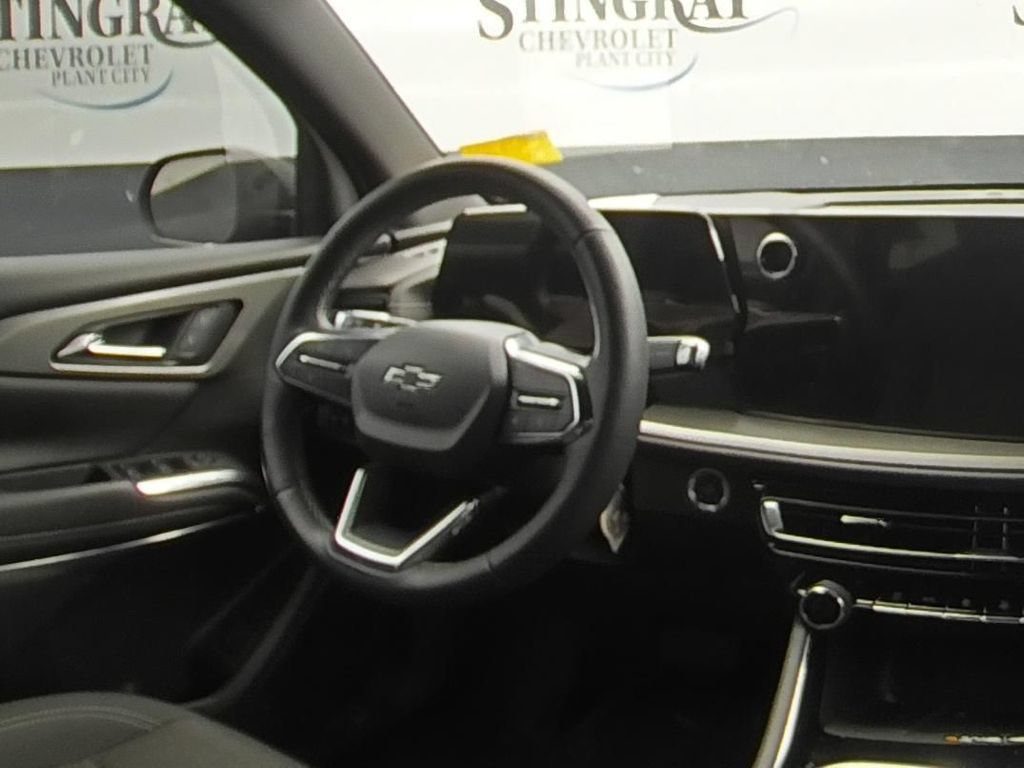 Used 2024 Chevrolet Traverse LT w/ Midnight/Sport Edition FWD image 16