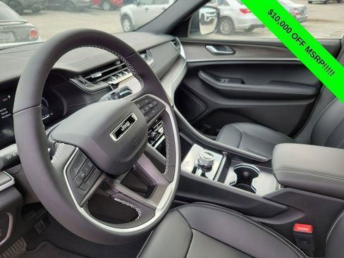 New 2025 Jeep Grand Cherokee L Limited AWD/4WD image 22