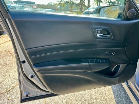 Used 2016 Acura ILX image 11