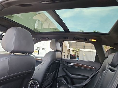 Used 2016 Audi Q5 3.0T Prestige w/ Prestige Package image 23