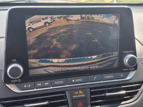 Used 2021 Nissan Altima 2.0 SR image 11