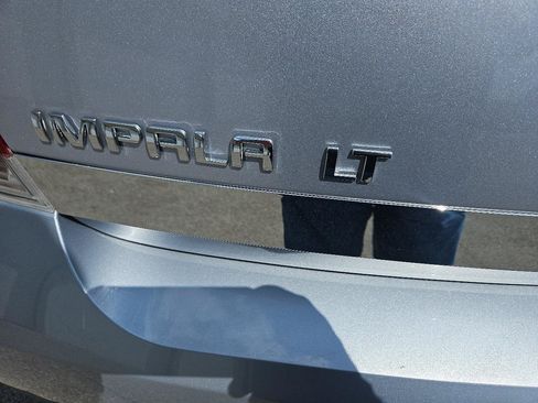 Used 2006 Chevrolet Impala LT FWD image 12