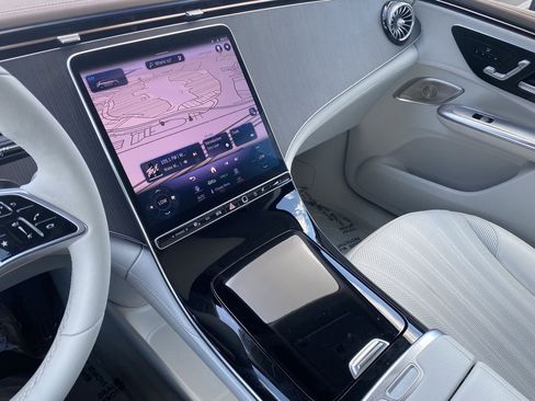 Certified 2023 Mercedes-Benz EQE 500 4MATIC SUV image 8