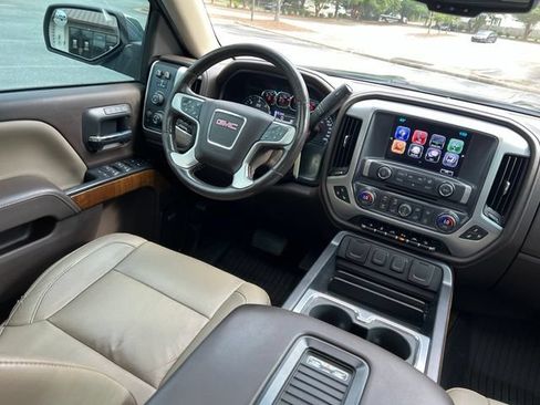 Used 2018 GMC Sierra 1500 SLT AWD/4WD image 30