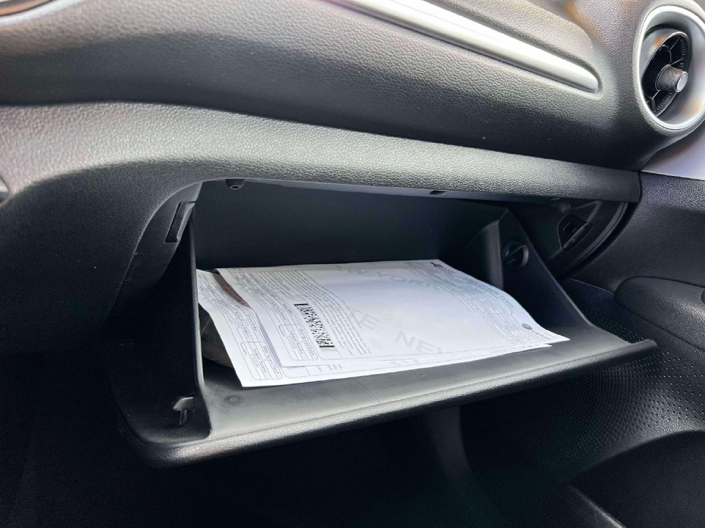 Certified 2024 Kia Forte LXS FWD image 31
