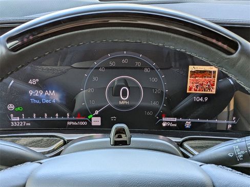 Certified 2024 Cadillac Escalade ESV Premium Luxury w/ Performance Package image 33