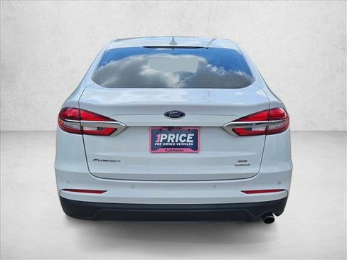 Used 2020 Ford Fusion SE FWD image 7