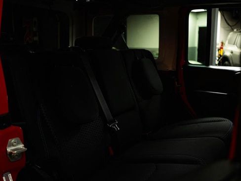 Used 2025 Jeep Wrangler Unlimited Rubicon 4xe w/ Convenience Group image 11