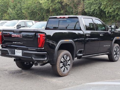 New 2026 GMC Sierra 2500 Denali w/ Max Trailering Package image 7