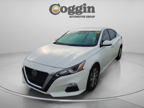 Used 2020 Nissan Altima 2.5 S image 1