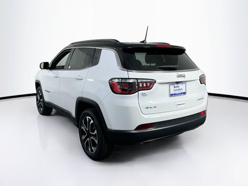Used 2023 Jeep Compass Limited w/ Sun and Sound Group AWD/4WD image 7