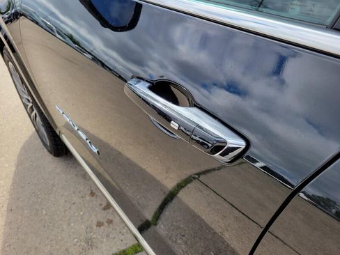 New 2026 GMC Terrain Denali w/ LPO, Floor Liner Package image 10