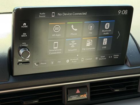 Used 2025 Honda Pilot EX-L image 13