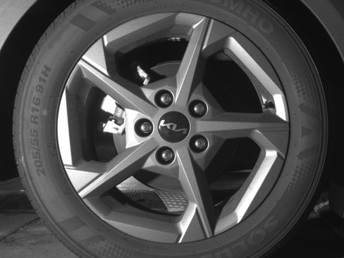 Used 2025 Kia K4 FWD image 15