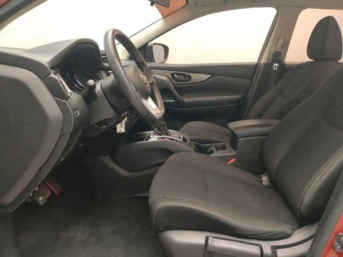 Used 2019 Nissan Rogue Sport S w/ Appearance Package image 17