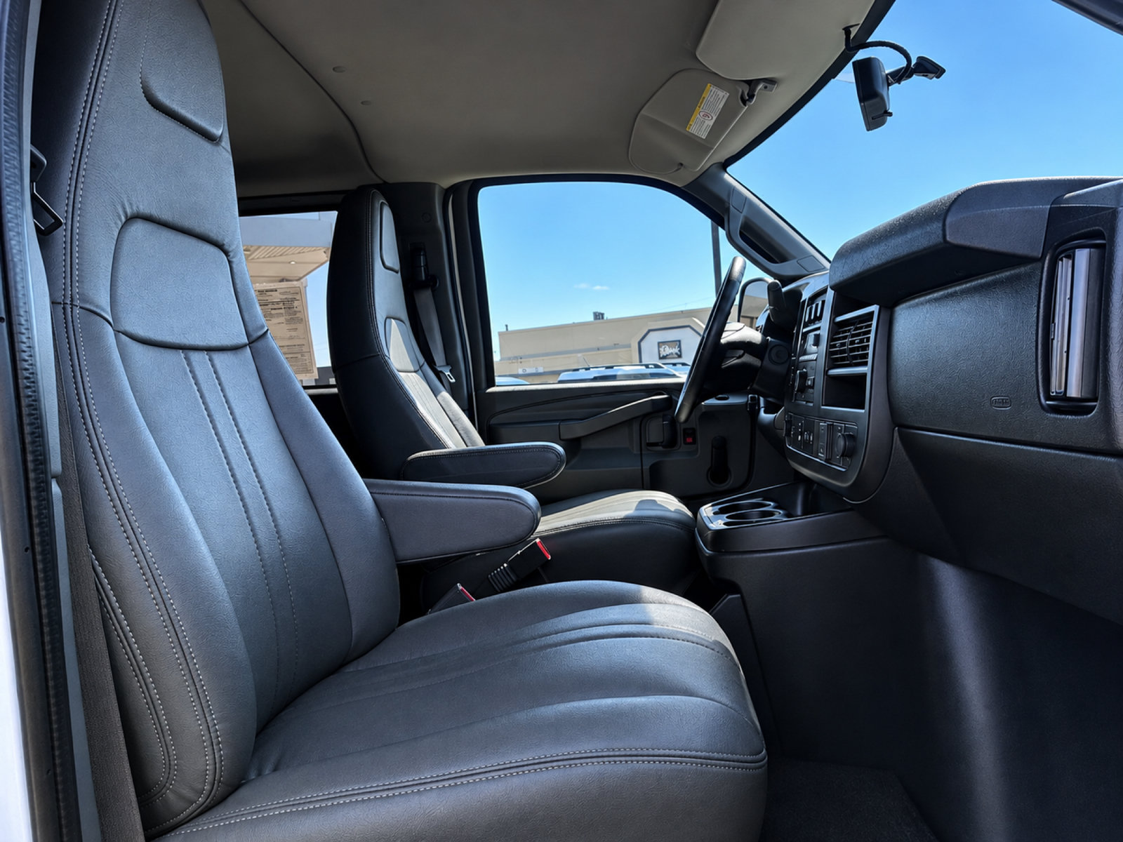 Used 2020 Chevrolet Express 2500 LS RWD image 13