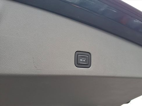 Certified 2024 Cadillac XT6 Premium Luxury w/ LPO, Floor Liner Package image 16