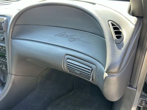 Used 2001 Ford Mustang GT RWD image 23