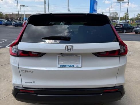 Certified 2026 Honda CR-V LX image 4