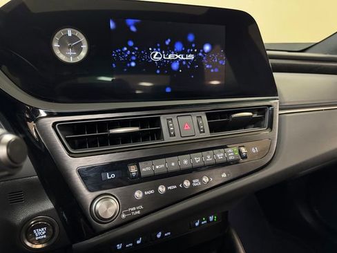 Used 2024 Lexus ES 250 w/ Premium Package AWD/4WD image 13