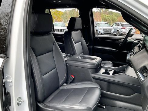 Used 2024 Chevrolet Tahoe Z71 image 8