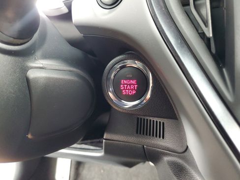 Used 2025 Subaru Crosstrek 2.5i Limited w/ Crosstrek Mirror Package image 23