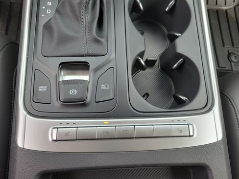 New 2026 Kia Carnival FWD image 16