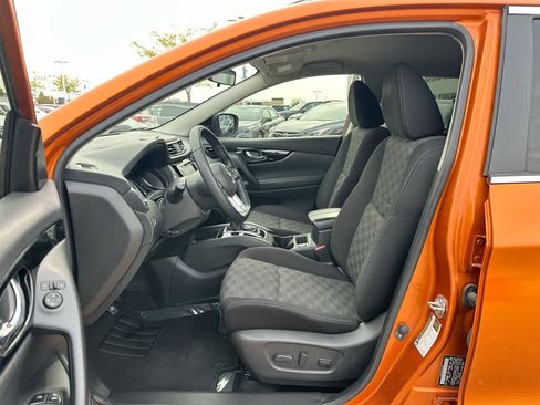 Used 2020 Nissan Rogue Sport SV w/ All-Weather Package image 21