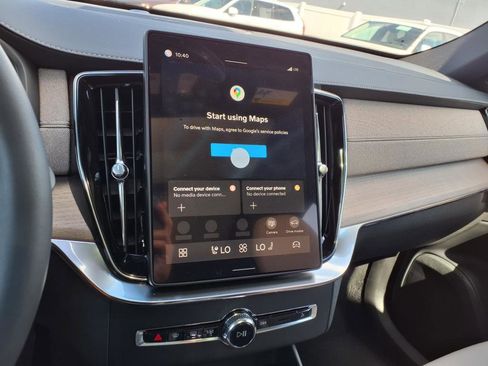 New 2026 Volvo XC90 B6 Plus w/ Protection Package Premier image 15