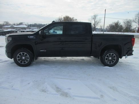 New 2026 GMC Sierra 1500 AT4 w/ AT4 Premium Package image 10