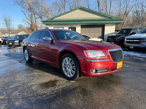 Used 2012 Chrysler 300 Limited image 7
