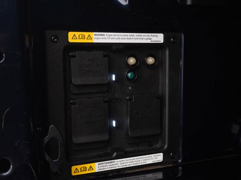 Used 2023 Ford F150 Platinum w/ Equipment Group 701A High image 11