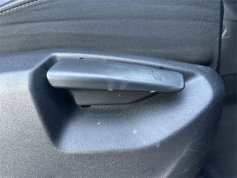 Used 2018 Volkswagen Atlas SE image 32