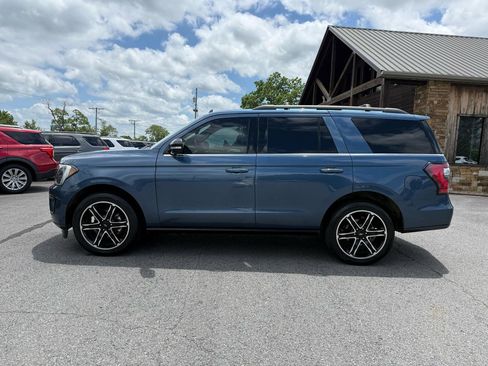 Used 2019 Ford Expedition Limited w/ Equipment Group 303A RWD image 3