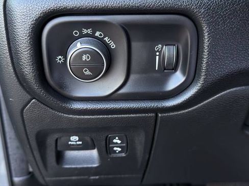 Used 2020 RAM 1500 Lone Star w/ Built-to-serve Edition RWD image 26