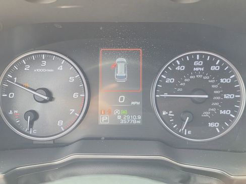 Certified 2022 Subaru Outback Limited image 30