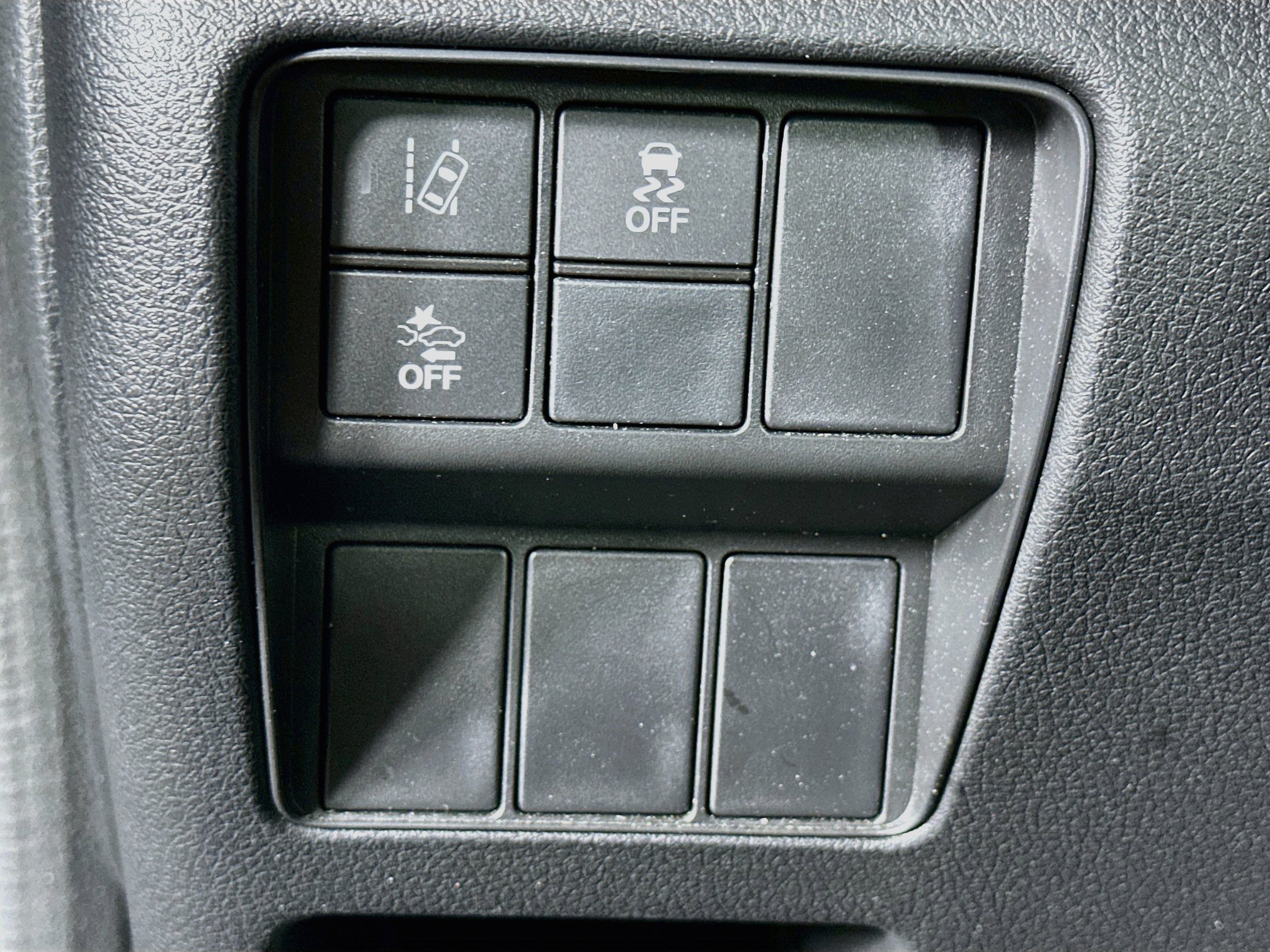 Used 2020 Honda CR-V LX image 17