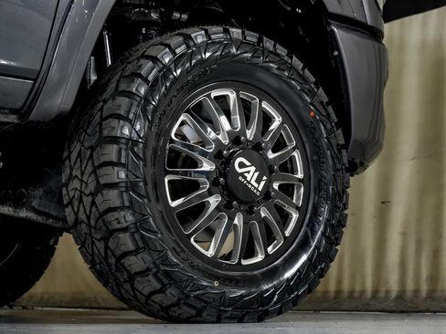 Used 2024 RAM 3500 Tradesman w/ Chrome Appearance Group image 53