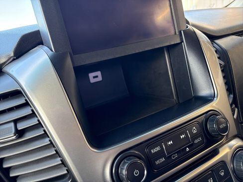 Used 2019 Chevrolet Tahoe Premier w/ Premier Plus Edition image 26