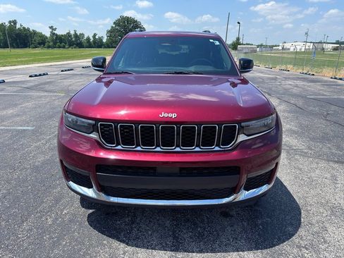 Used 2024 Jeep Grand Cherokee L Limited AWD/4WD image 28