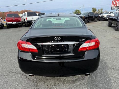 Used 2011 INFINITI M37 x w/ Premium Pkg image 8