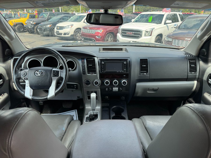 Used 2016 Toyota Sequoia Limited AWD/4WD image 21