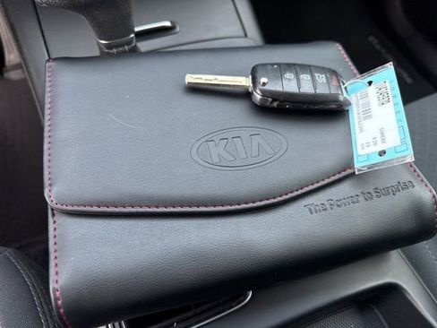 Used 2019 Kia Sorento LX image 38