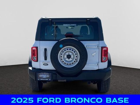 New 2025 Ford Bronco 4-Door image 4