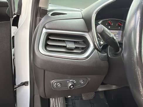 Used 2020 Chevrolet Equinox LT w/ Sport Edition AWD/4WD image 22