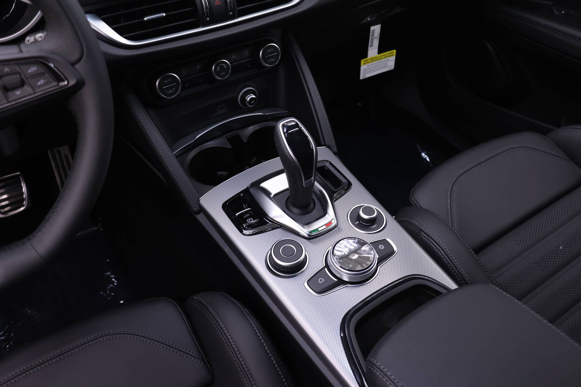 New 2026 Alfa Romeo Stelvio Sprint AWD/4WD image 14