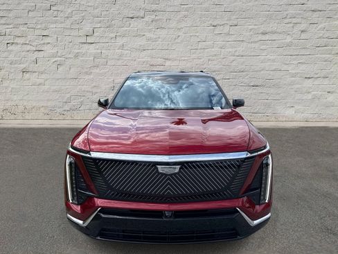 New 2026 Cadillac Vistiq Luxury AWD/4WD image 8