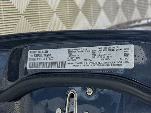 New 2025 RAM 2500 Tradesman image 19