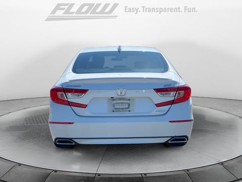 Used 2018 Honda Accord Sport image 8